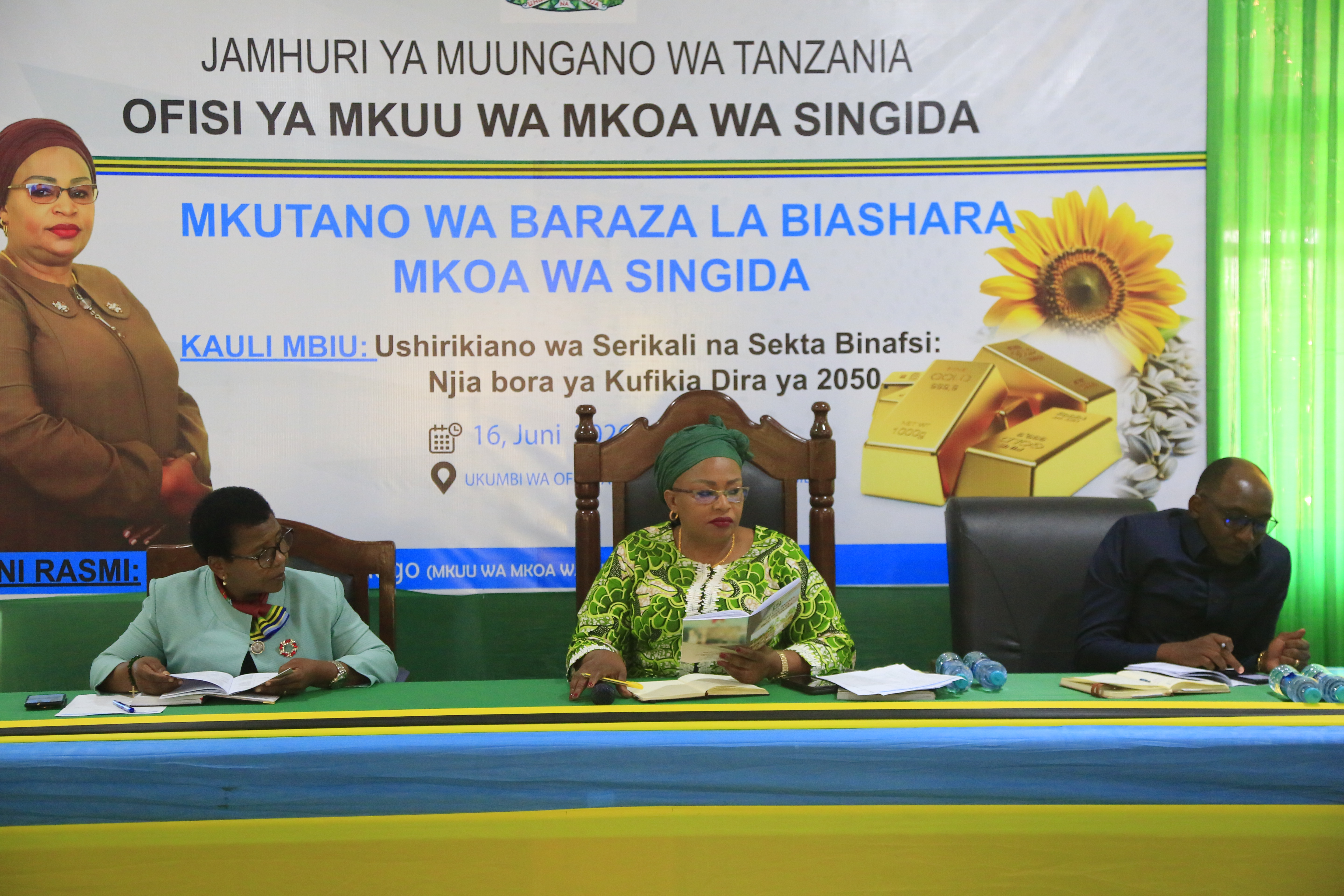 RC DENDEGO AAGIZA HATUA ZA HARAKA KUCHOCHEA UZALISHAJI, BIASHARA NA UWEKEZAJI SINGIDA